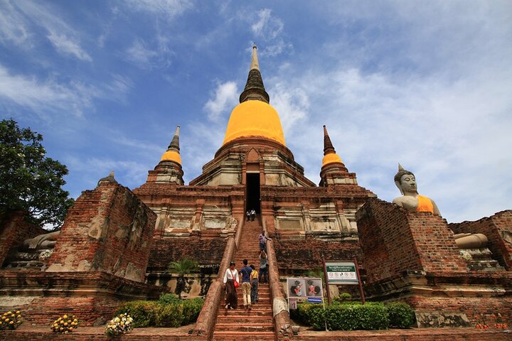 Kanchanaburi Erawan Falls day tour