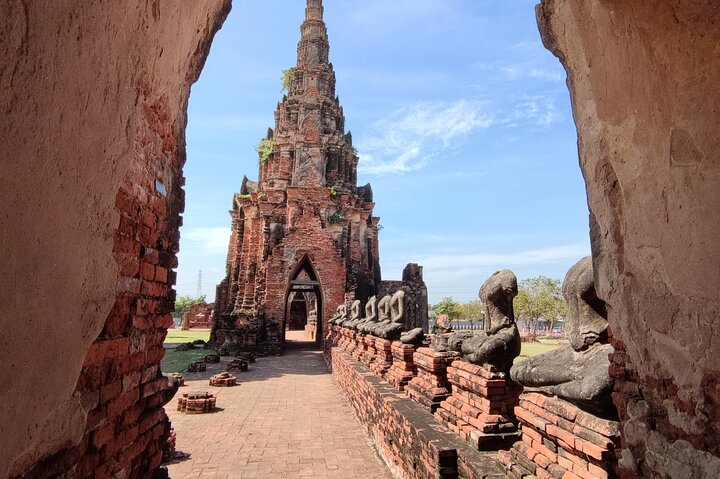 Ayutthaya temple ruins at Wat Phra Si Sanphet